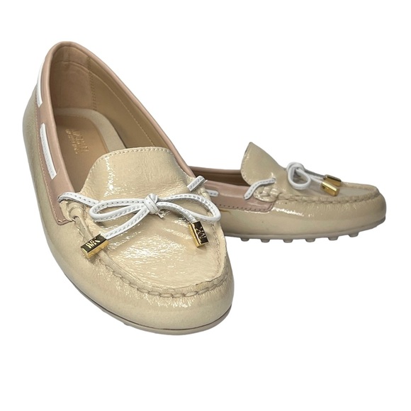 Michael Kors Daisy Moc Slip-On Ecru Loafers Patent Leather Shoes-SZ 6.5 - Picture 2 of 8